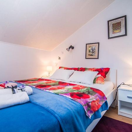 Apartment Vesna Rovinj Bagian luar foto