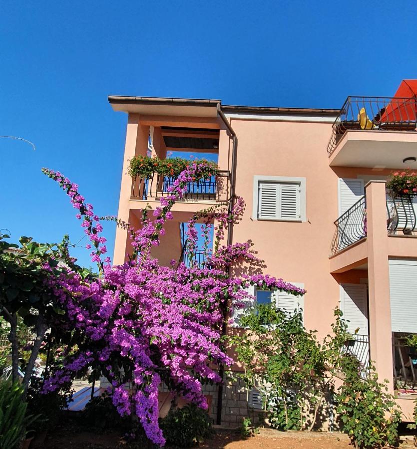 Apartment Vesna Rovinj Bagian luar foto