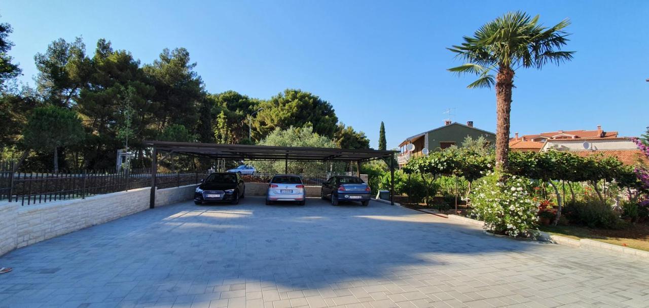 Apartment Vesna Rovinj Bagian luar foto